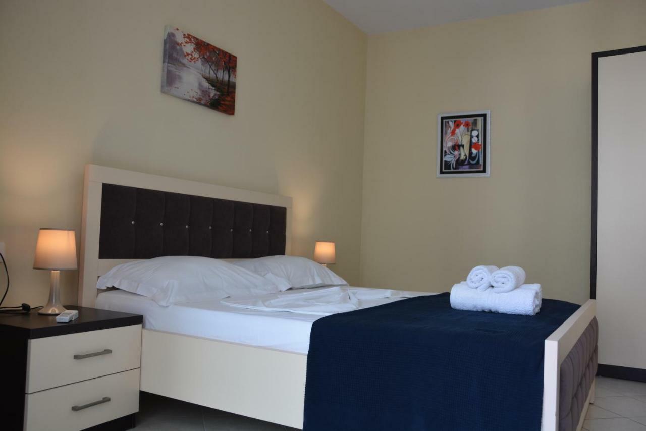 Cava Apartments Sarande Ngoại thất bức ảnh